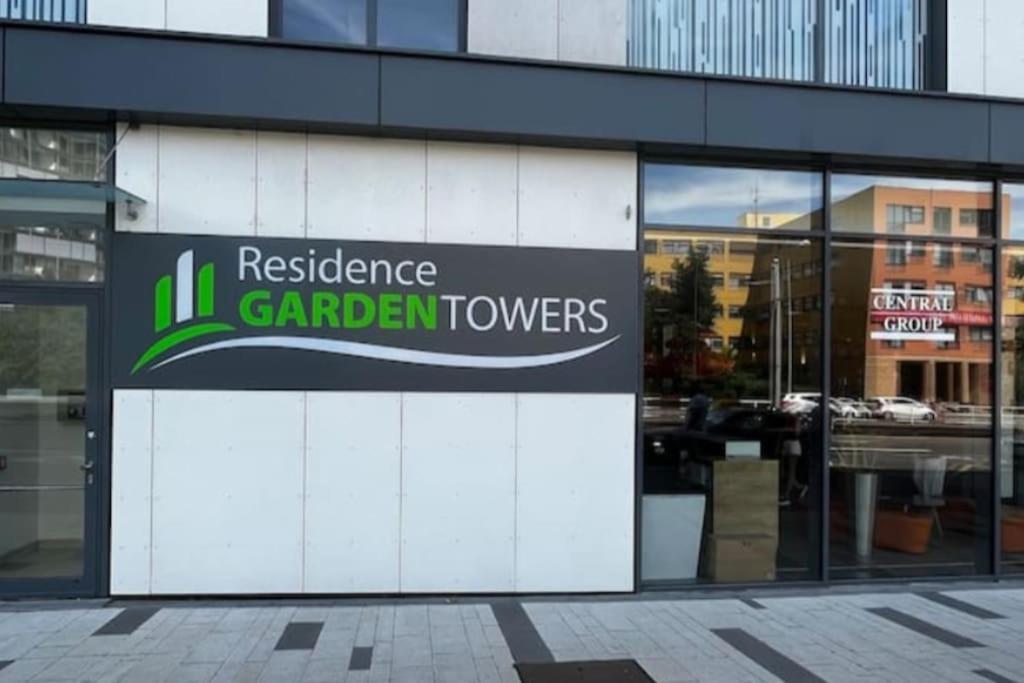 פראג Residence Garden Tower - Zimni Zahrada מראה חיצוני תמונה